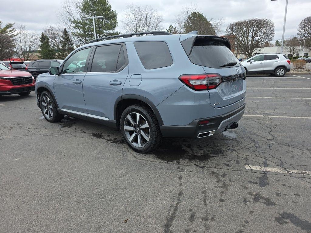 used 2023 Honda Pilot car, priced at $36,795