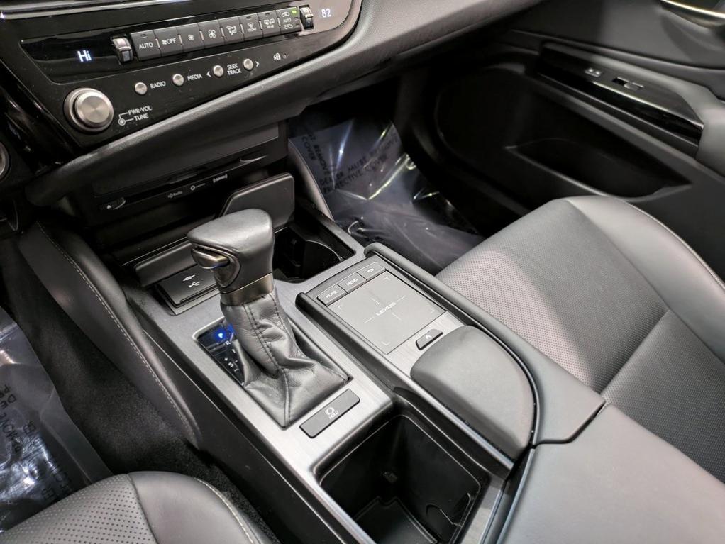 used 2022 Lexus ES 350 car, priced at $32,749
