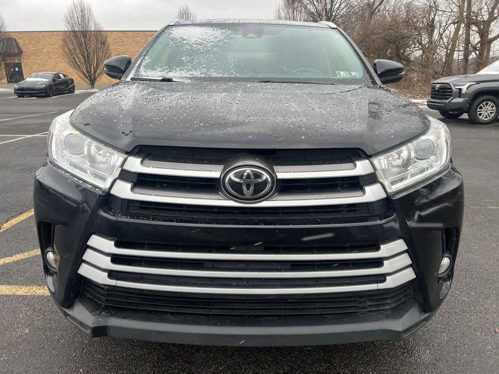 used 2019 Toyota Highlander car, priced at $18,448