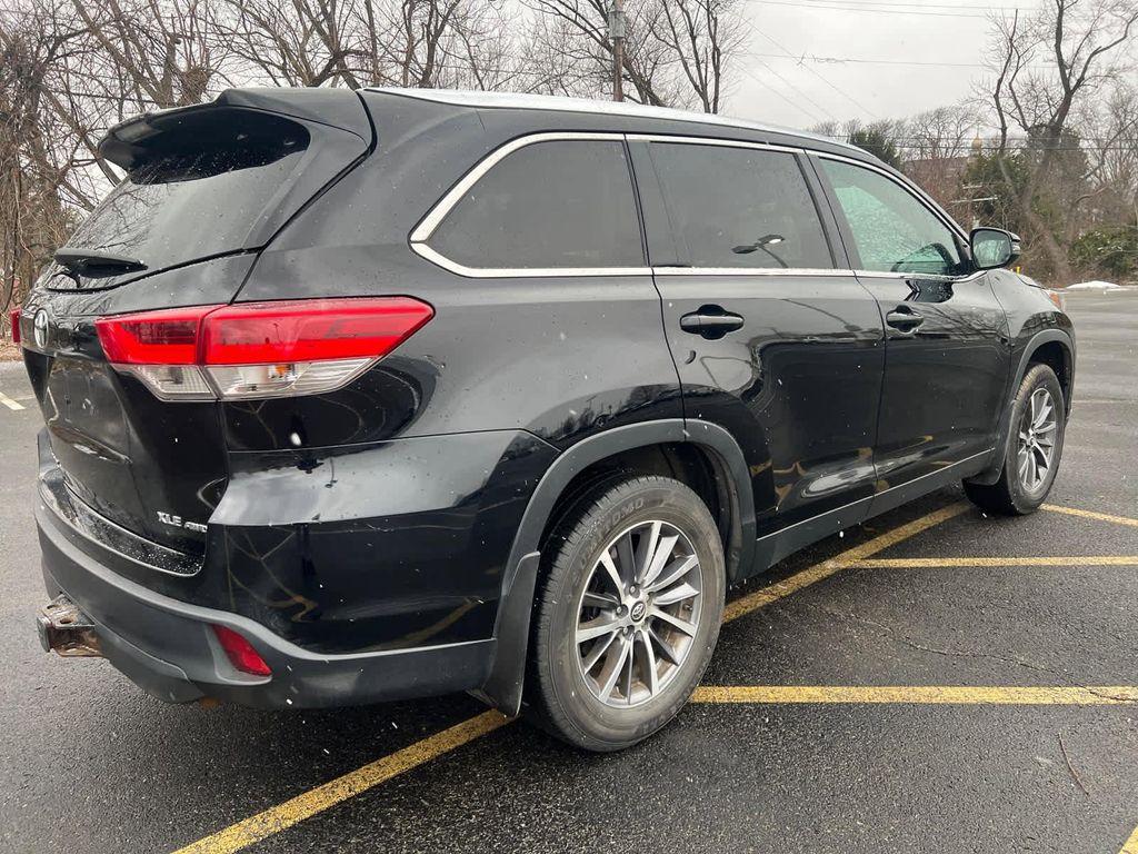used 2019 Toyota Highlander car, priced at $18,448