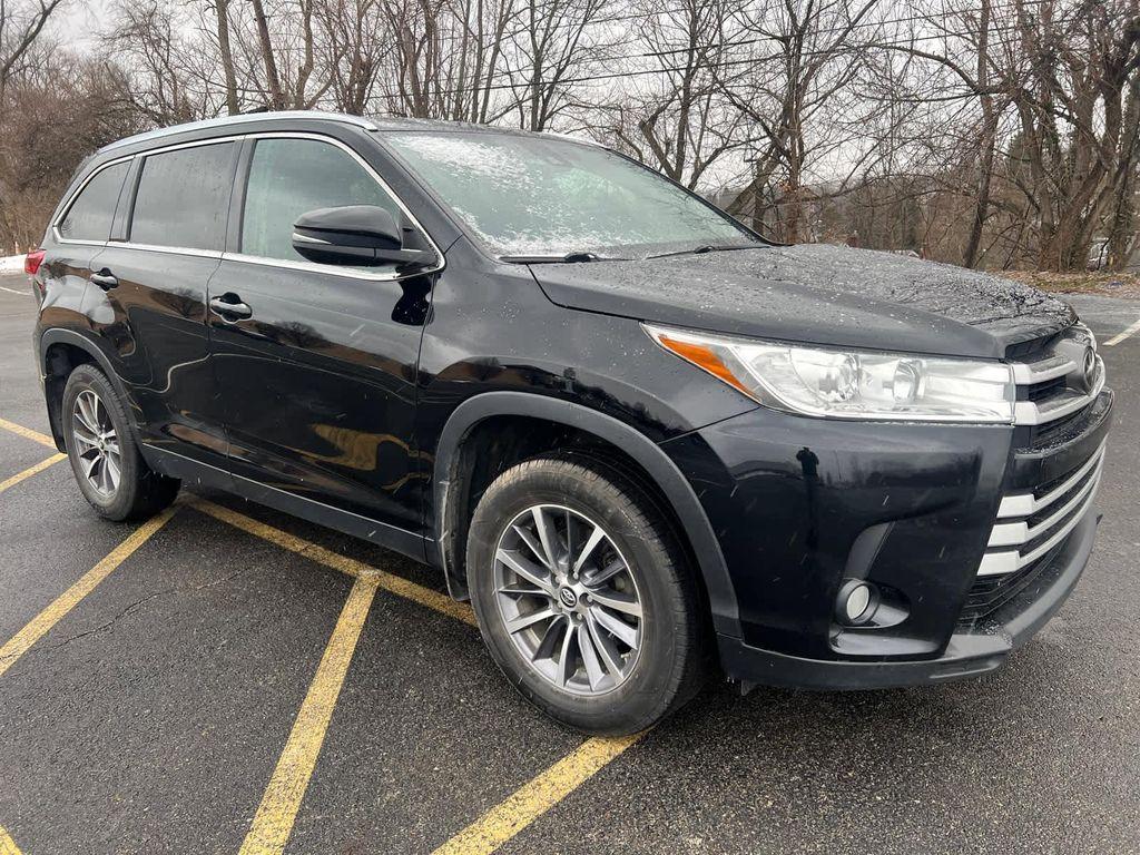 used 2019 Toyota Highlander car, priced at $18,448