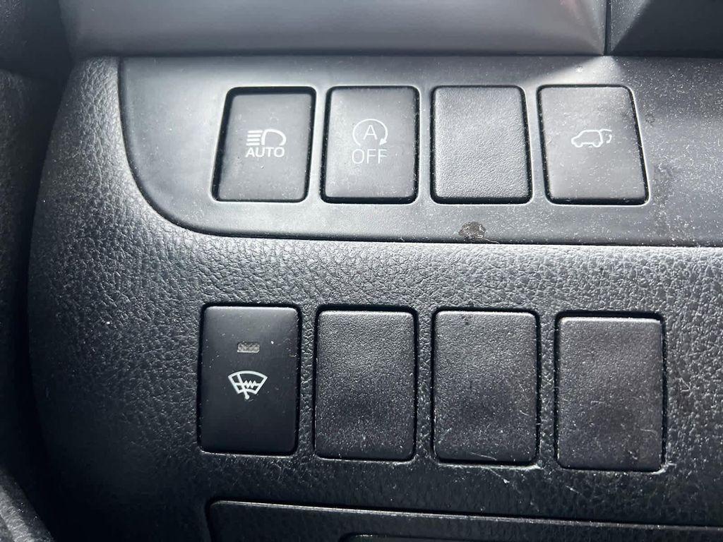 used 2019 Toyota Highlander car, priced at $18,448