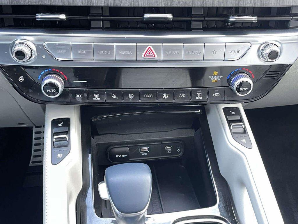 used 2024 Kia Telluride car, priced at $40,204