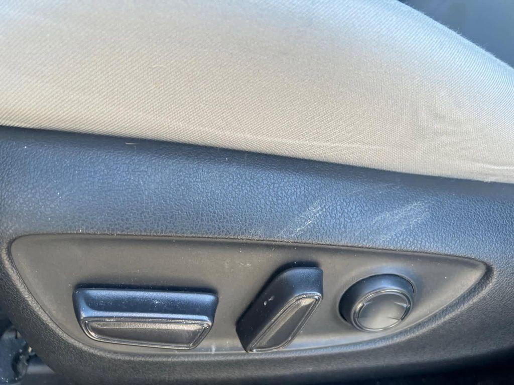 used 2022 Toyota RAV4 Hybrid car, priced at $30,988