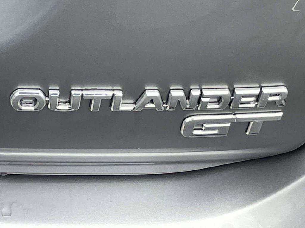 used 2016 Mitsubishi Outlander car, priced at $10,615