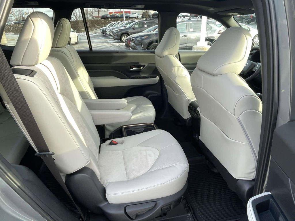 new 2026 Toyota Grand Highlander Hybrid car, priced at $63,731