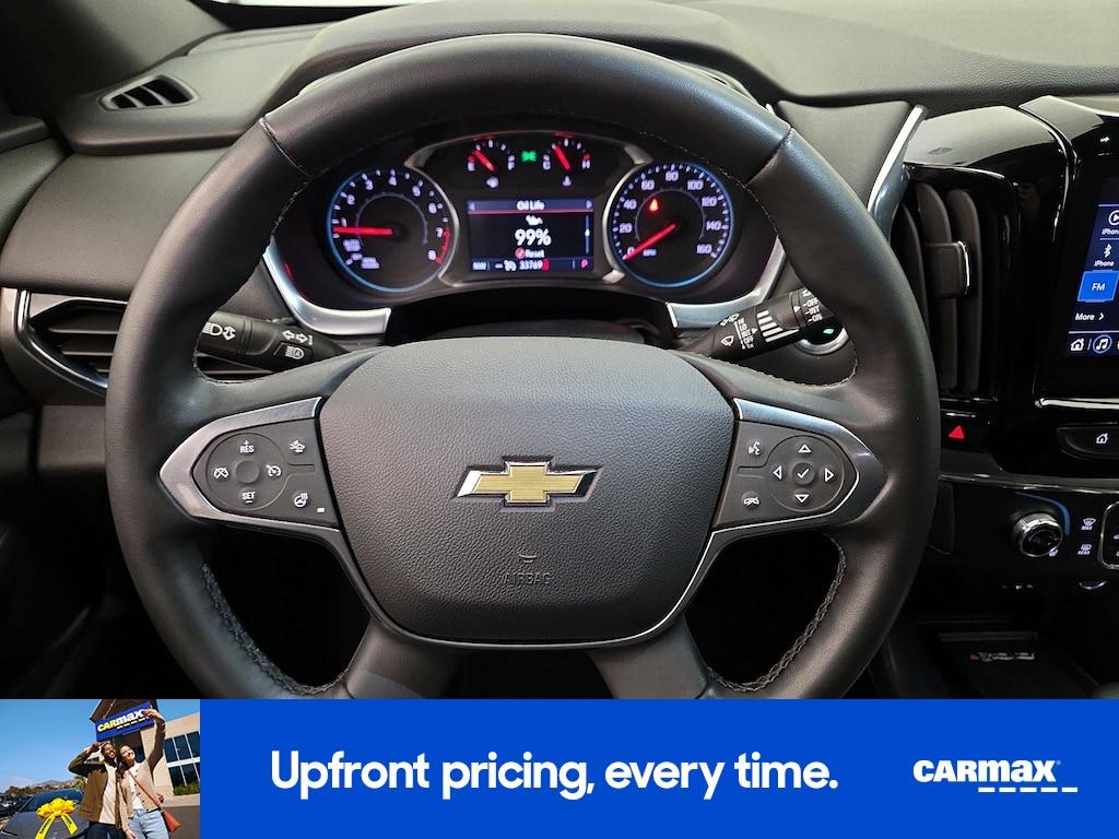 used 2023 Chevrolet Traverse car, priced at $29,998