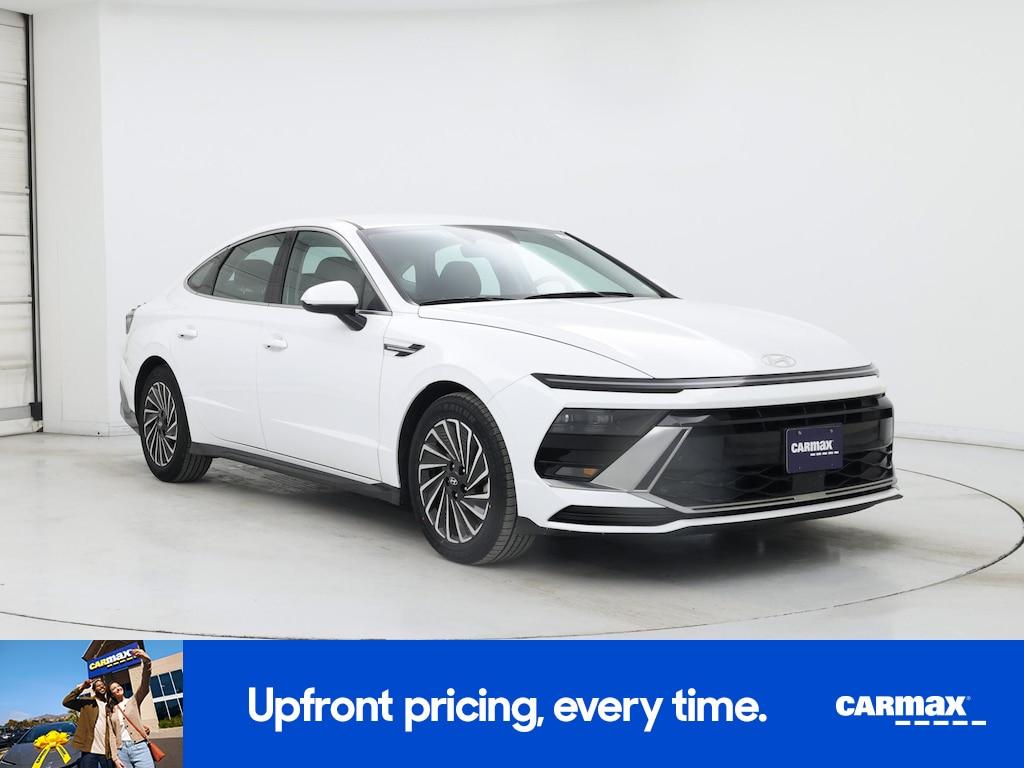 used 2025 Hyundai Sonata Hybrid car, priced at $24,998