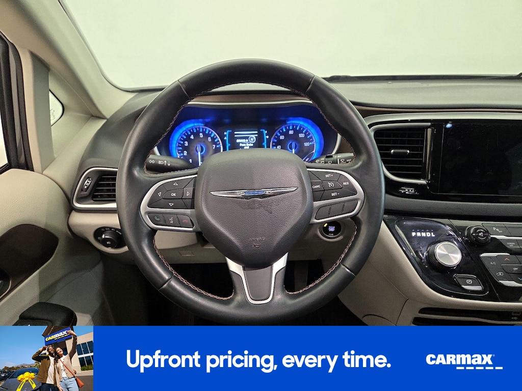 used 2017 Chrysler Pacifica car, priced at $19,998