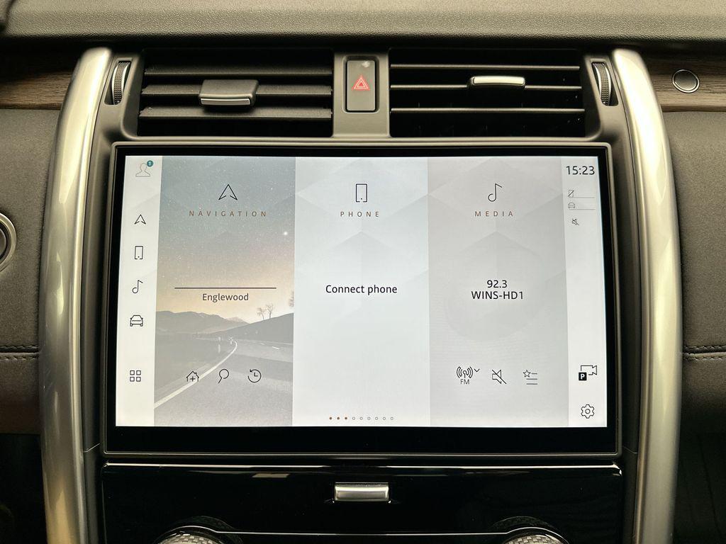 new 2026 Land Rover Discovery car, priced at $68,626