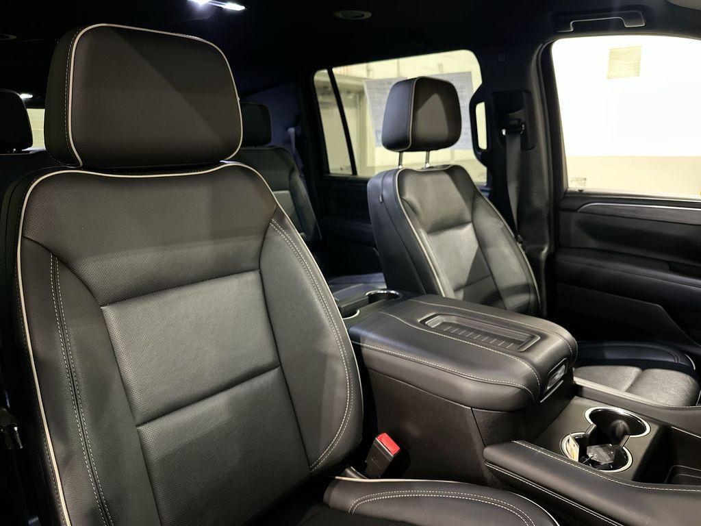 used 2022 GMC Yukon XL car, priced at $53,000