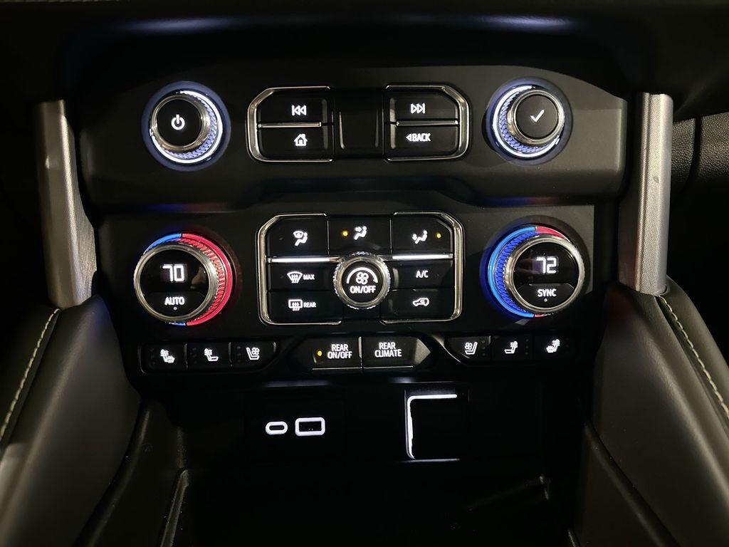 used 2022 GMC Yukon XL car, priced at $53,000