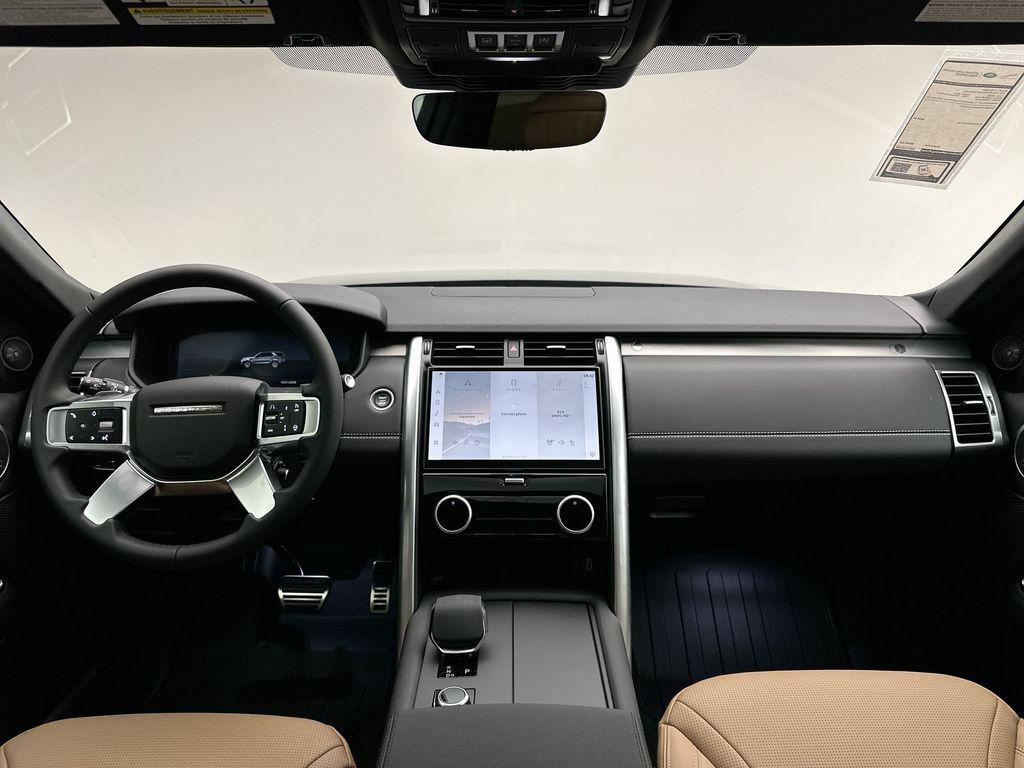 new 2026 Land Rover Discovery car, priced at $79,531
