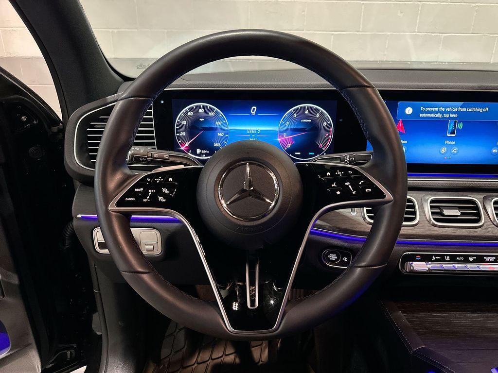 used 2025 Mercedes-Benz GLE 350 car, priced at $62,000