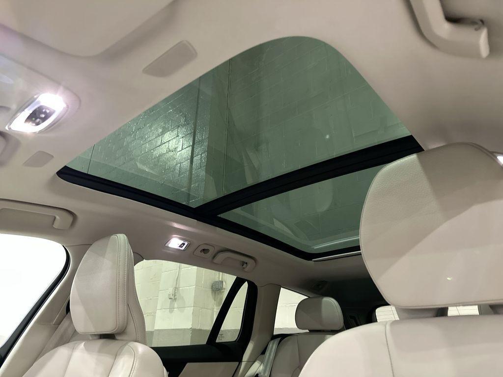 used 2022 Volvo V60 Cross Country car, priced at $28,000