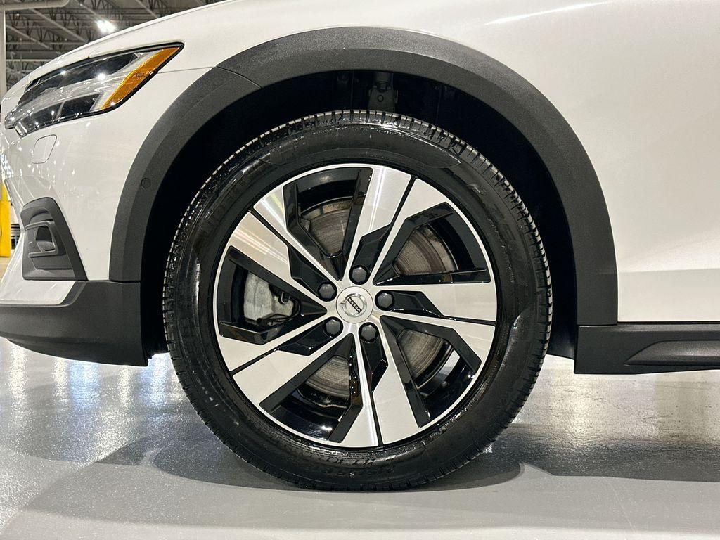 used 2022 Volvo V60 Cross Country car, priced at $28,000