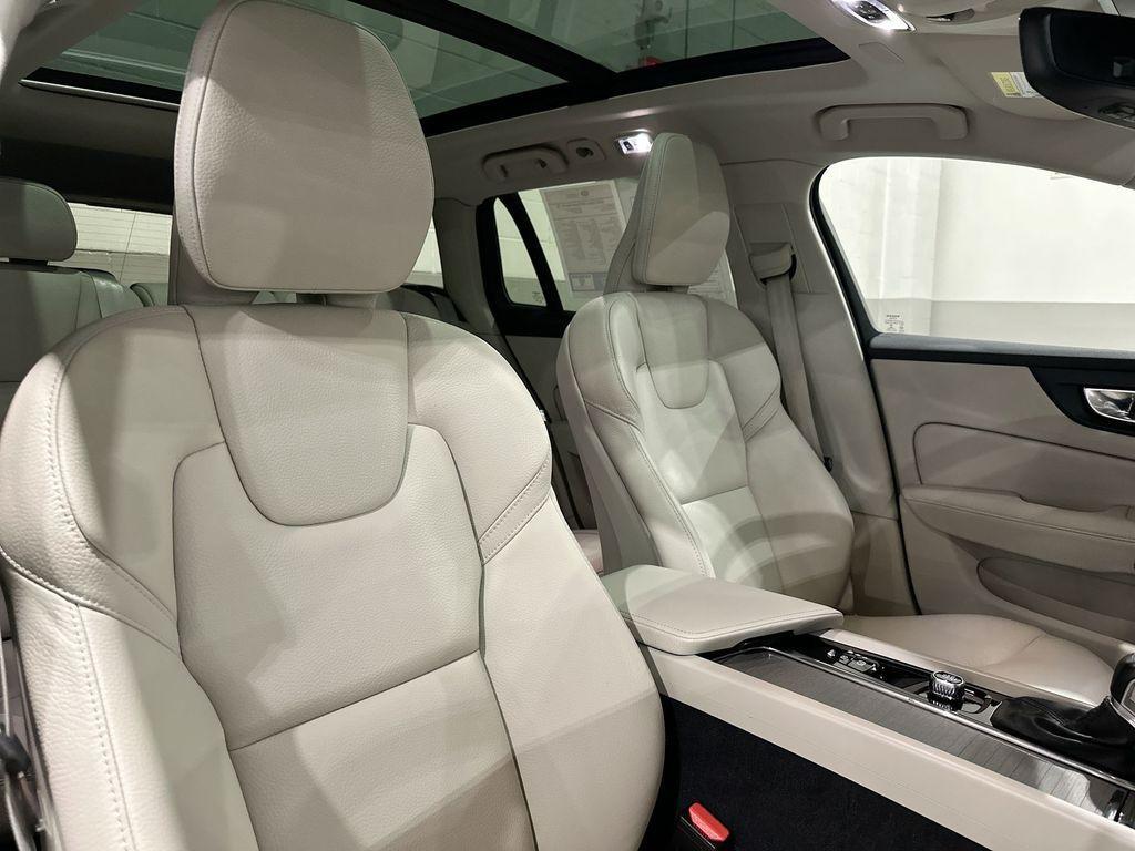 used 2022 Volvo V60 Cross Country car, priced at $28,000