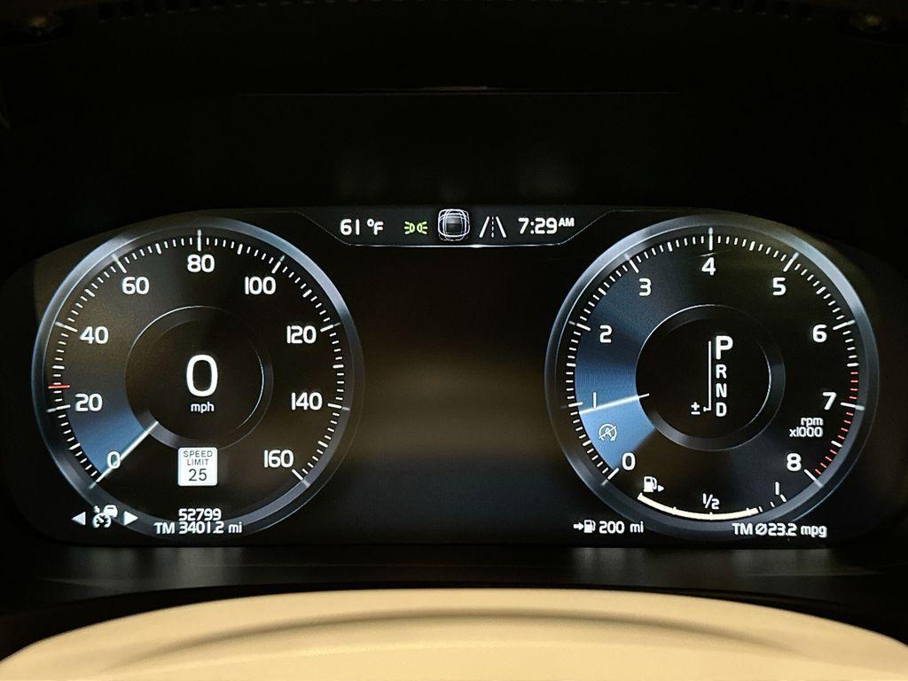 used 2022 Volvo V60 Cross Country car, priced at $28,000