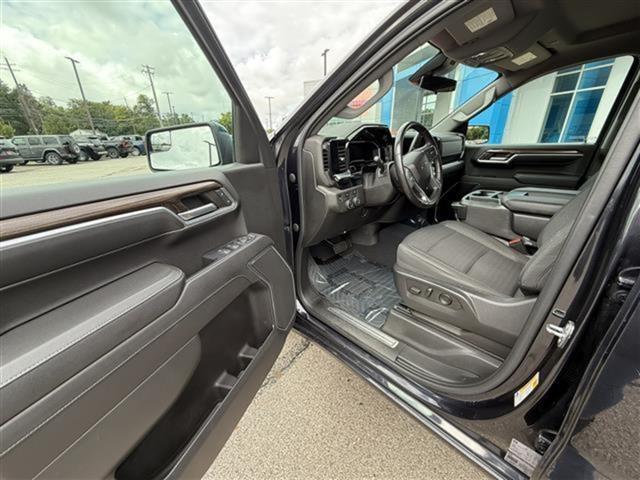 used 2022 Chevrolet Silverado 1500 car, priced at $43,395