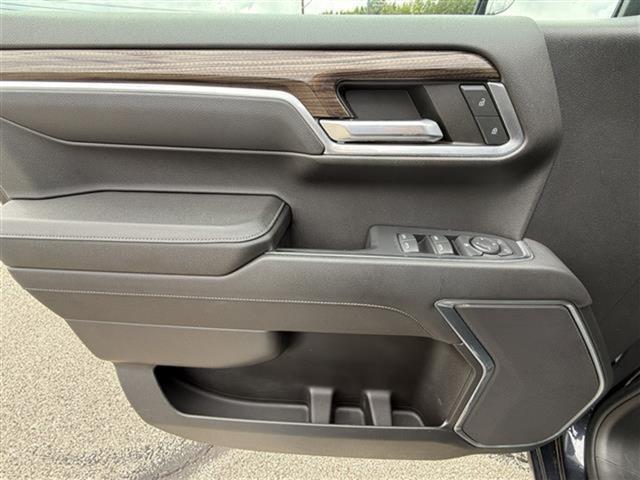 used 2022 Chevrolet Silverado 1500 car, priced at $43,395