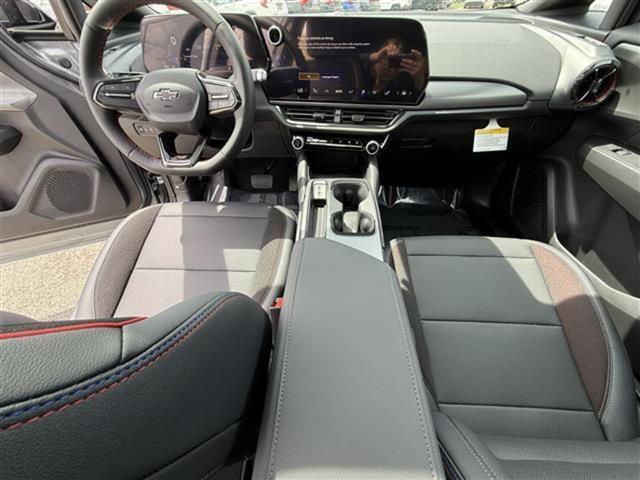 new 2025 Chevrolet Equinox EV car, priced at $46,736