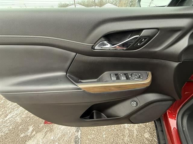 used 2022 GMC Acadia car, priced at $21,550