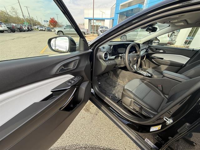 new 2026 Chevrolet Trax car, priced at $25,418