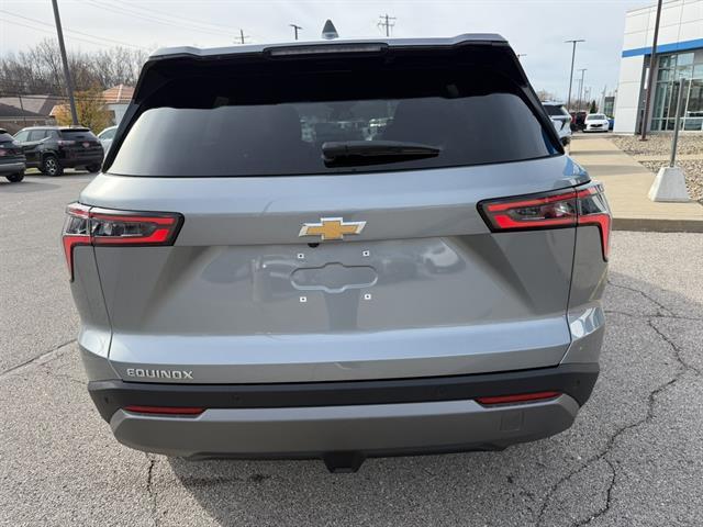 new 2026 Chevrolet Equinox car, priced at $29,383