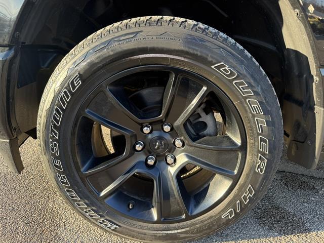 used 2021 Ram 1500 car, priced at $32,422