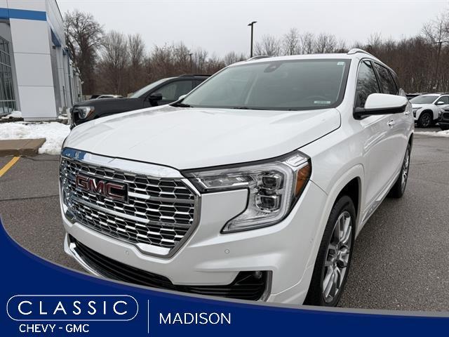 used 2024 GMC Terrain car, priced at $30,855