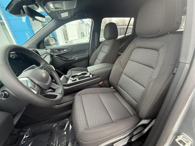 new 2026 Chevrolet Equinox car, priced at $32,500