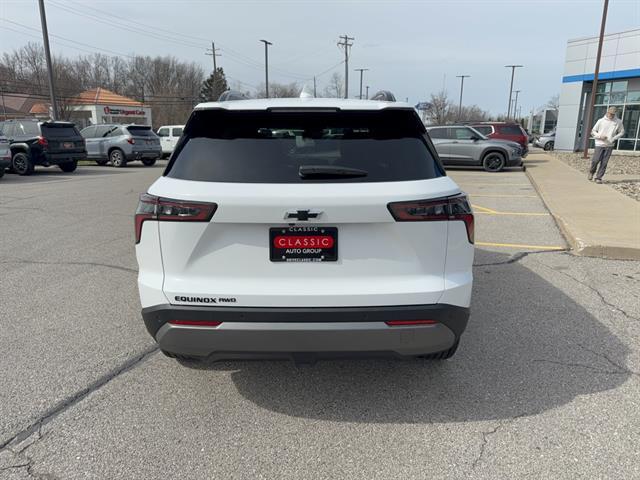 new 2026 Chevrolet Equinox car, priced at $33,213