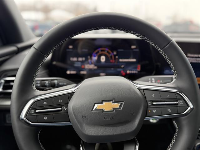 new 2026 Chevrolet Traverse car, priced at $47,132