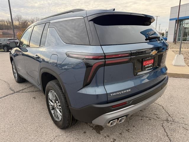 new 2026 Chevrolet Traverse car, priced at $40,795