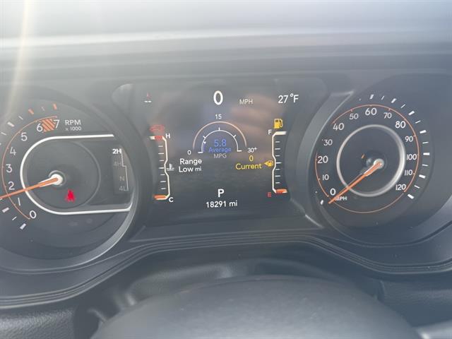 used 2025 Jeep Wrangler car, priced at $37,987