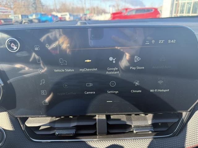 new 2026 Chevrolet Equinox car, priced at $39,090