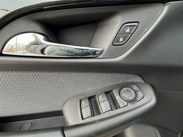 new 2026 Chevrolet TrailBlazer car, priced at $27,085