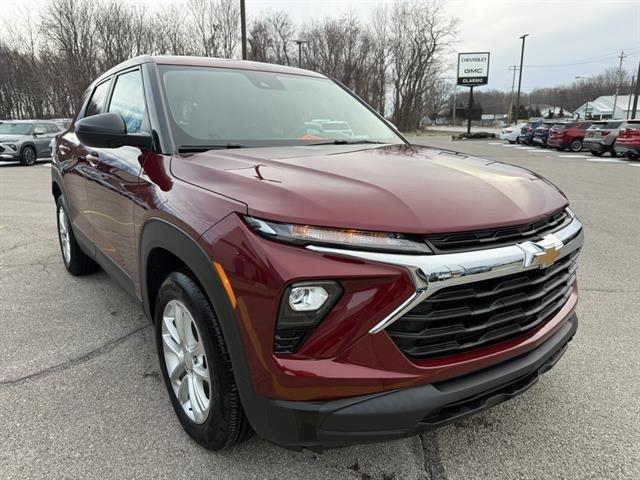 used 2024 Chevrolet TrailBlazer car, priced at $22,168