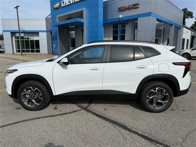 new 2025 Chevrolet Trax car, priced at $23,599