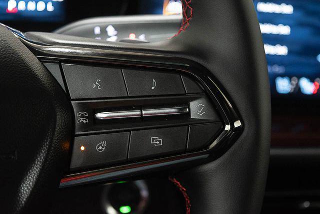 used 2025 Chevrolet Traverse car, priced at $50,886