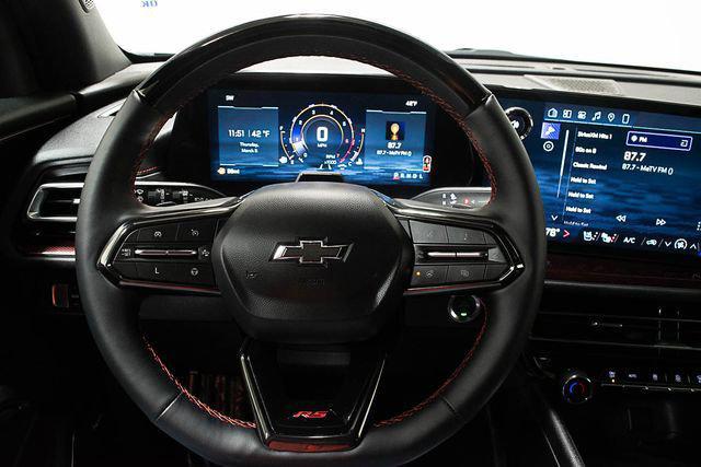 used 2025 Chevrolet Traverse car, priced at $50,886