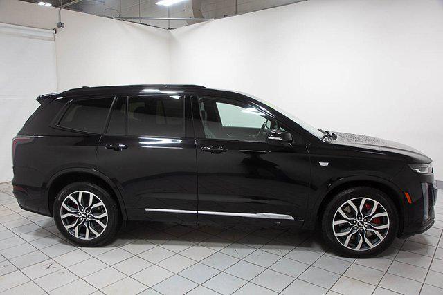 used 2023 Cadillac XT6 car, priced at $39,786