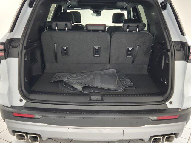 new 2026 Chevrolet Traverse car, priced at $50,230