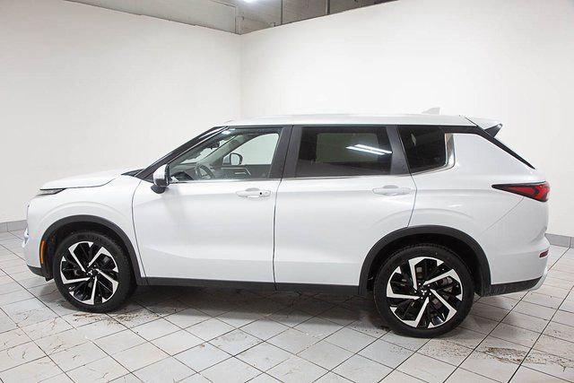 used 2024 Mitsubishi Outlander car, priced at $22,486