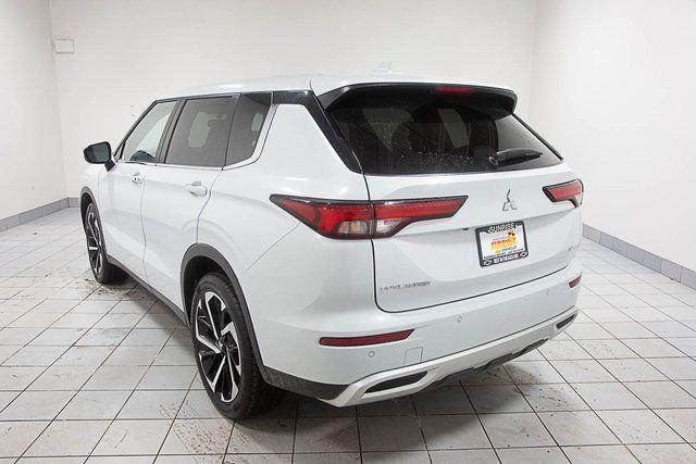 used 2024 Mitsubishi Outlander car, priced at $22,486