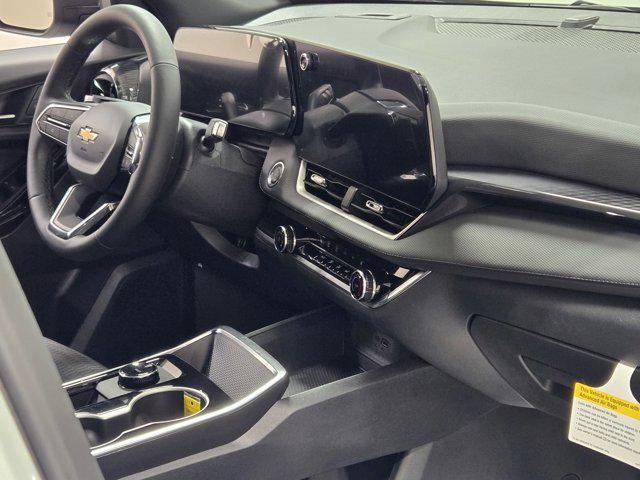 new 2026 Chevrolet Equinox car, priced at $27,903