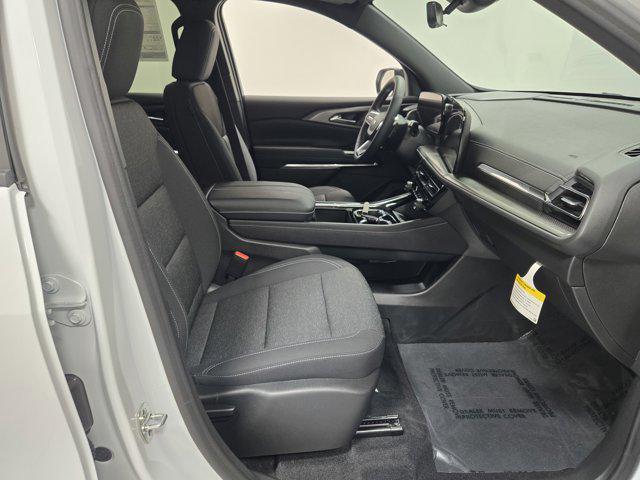 new 2026 Chevrolet Traverse car, priced at $41,009