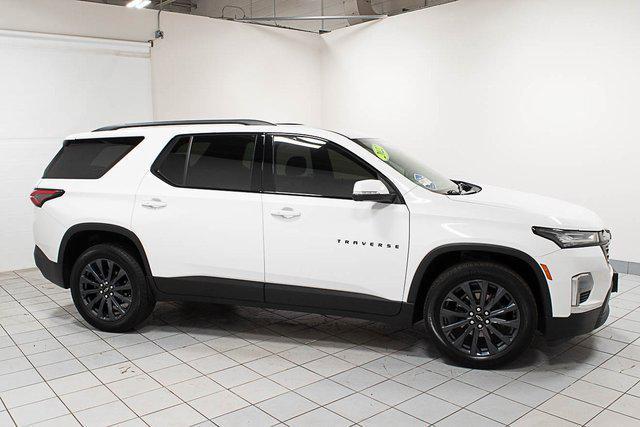 used 2022 Chevrolet Traverse car, priced at $34,486