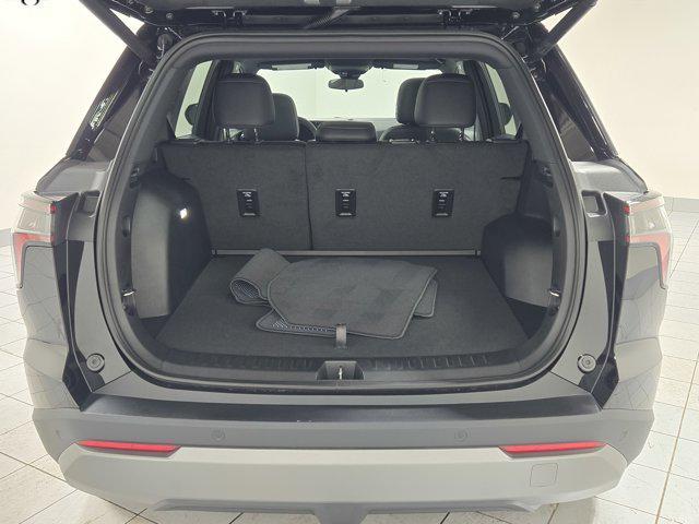 new 2026 Chevrolet Equinox car, priced at $33,085