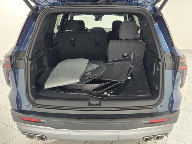 new 2026 Chevrolet Traverse car, priced at $42,819